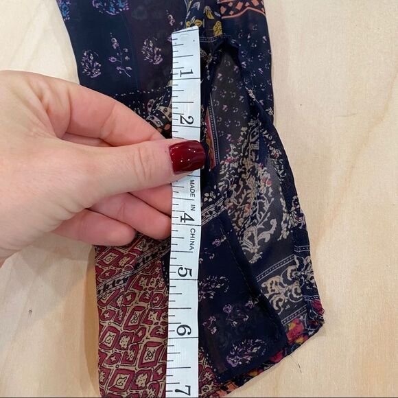 Boho Crochet peasant Shirt Small top‎ - Picture 9 of 9